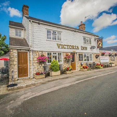 Victoria Inn Cowbridge Eksteriør bilde