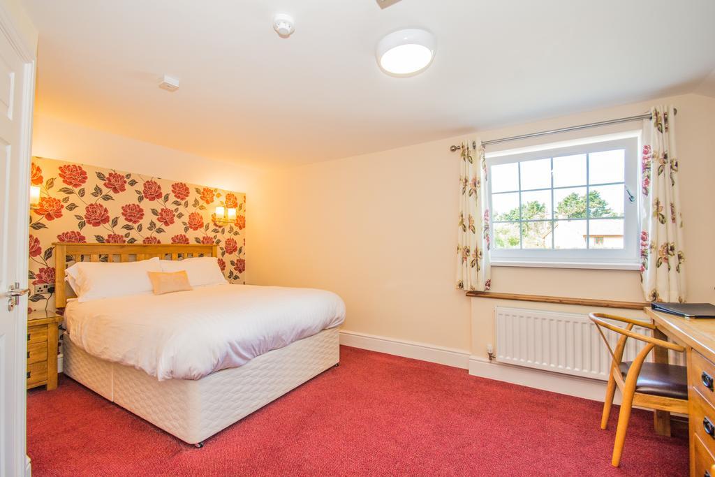 Victoria Inn Cowbridge Eksteriør bilde
